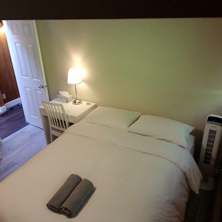 Lynn Creek City Gardens Suites B&B المظهر الخارجي الصورة